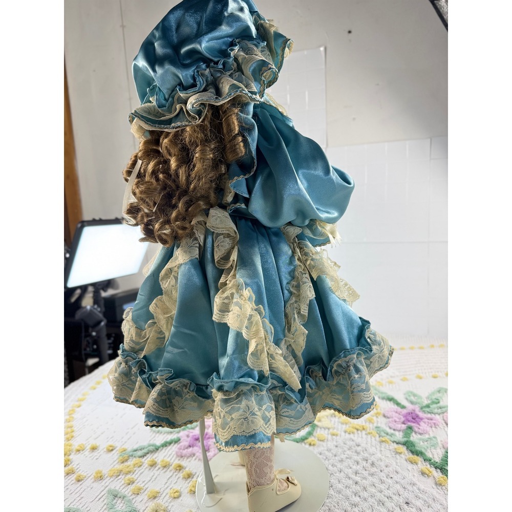 Dianna Effner Porcelain Doll McDonalds n Me Treasured Heirloom Blue Lace Dress - Picture 10 of 13
